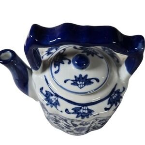 Blue & White Floral Ceramic Teapot with‎ Lid Asian Decor Decorative  Display